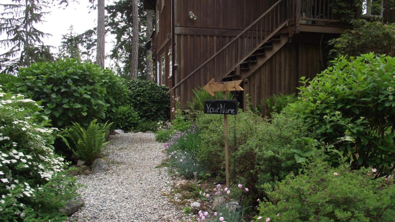 Secret Cove Cottage Suites Halfmoon Bay Eksteriør billede